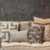 Claudi sierkussen Kubana dark taupe
