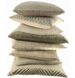 Claudi sierkussen Lobelle dark sand