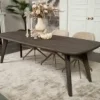 Eettafel Bordeaux taps toelopende poot