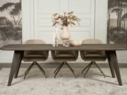 Eettafel Bordeaux taps toelopende poot