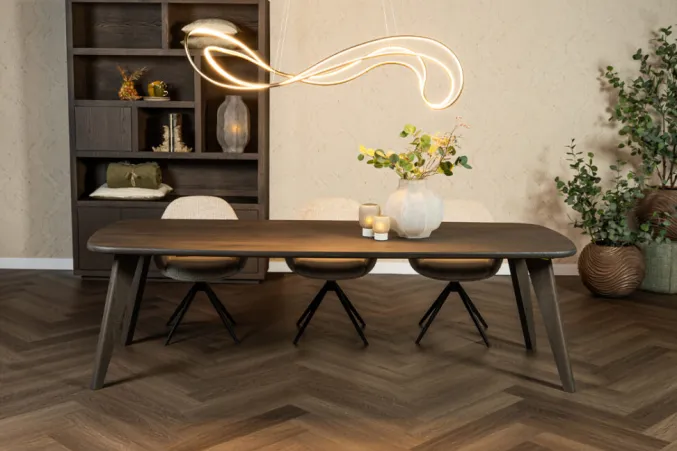 Eettafel Bordeaux Taps toelopend