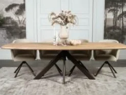 Eettafel Montpellier spinpoot