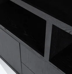Kast Hermani hout