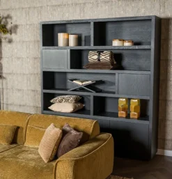 Kast Hermani hout