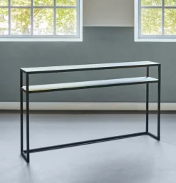 Sidetable heavy metal