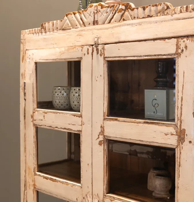 Unieke kast crème
